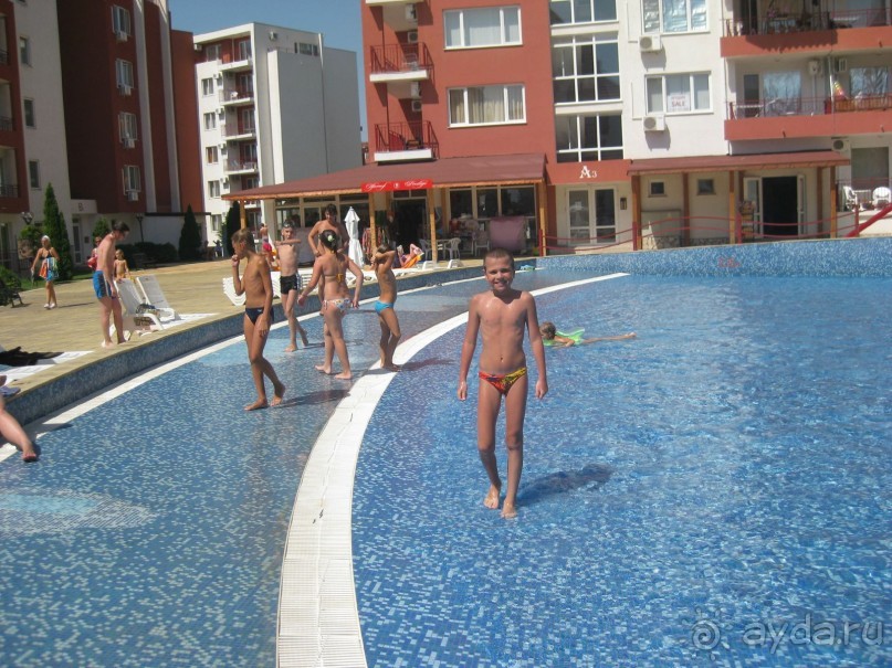 Панорама Форт Нокс-бассейн с искусственной волной