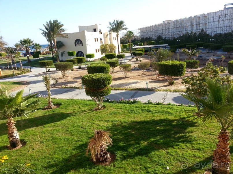 "Шикарный" вид на море с доп.платой.