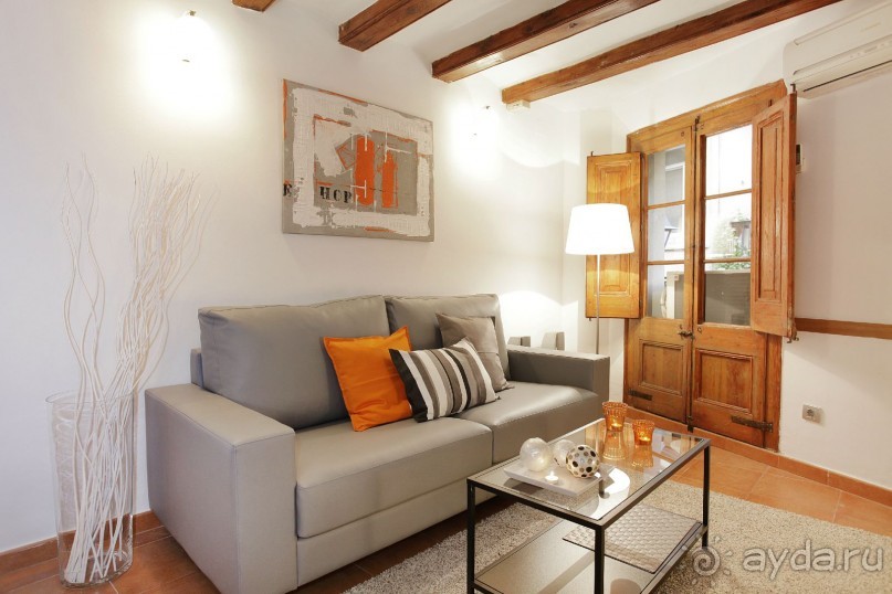 Апартамент с 2 спальнями около Площади Каталонии