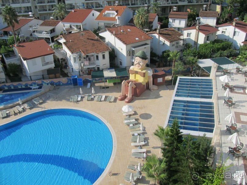 Три звезды, четыре, пять не хрена не понять