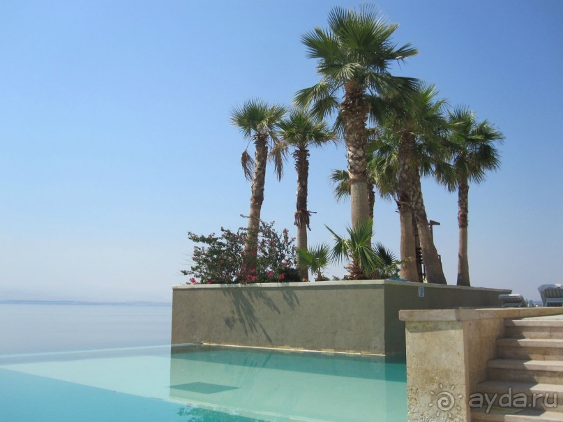 Иордания, Отель у Мёртвого моря 