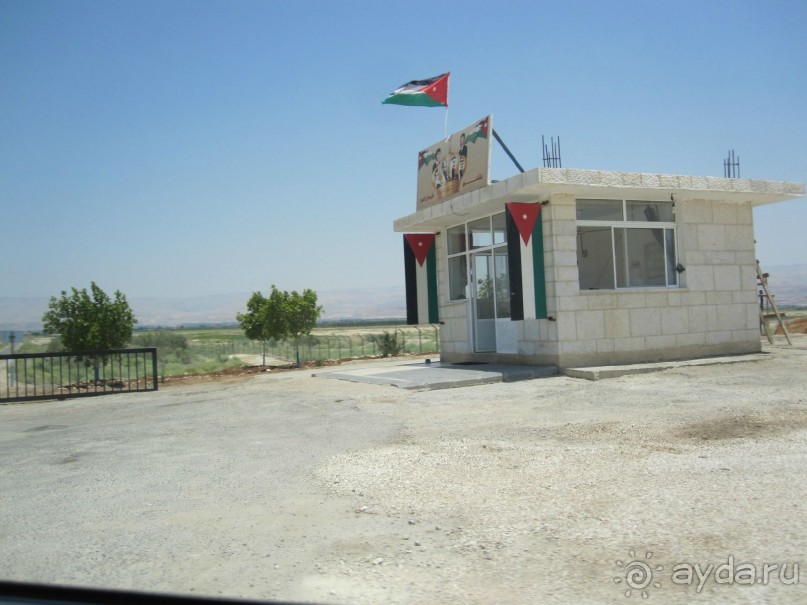 КПП у въезда в отель 