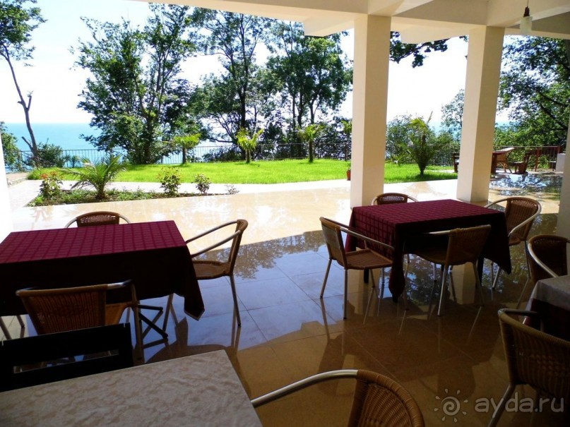 Детский отель на берегу моря, с собственным пляжем, бассейном и детской анимацией, приглашает!  Краснодарский кр. г.Сочи, Лазаревское - Вардане, пер.Огородный, 356 e-mail: sochi-pearl@yandex.ru тел. 8(989)818-78-53 Наш сайт http://sochi-pearl.umi.ru