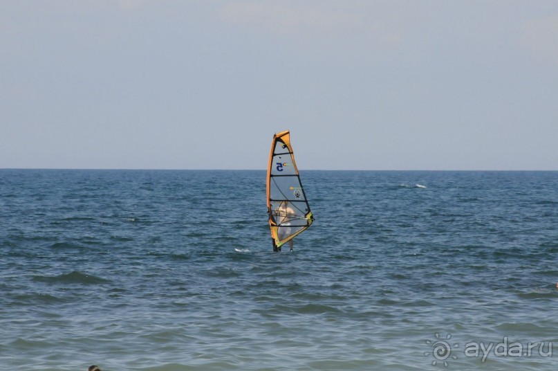 КТО ЗА ЧЕМ ЕДЕТ НА МОРЕ....