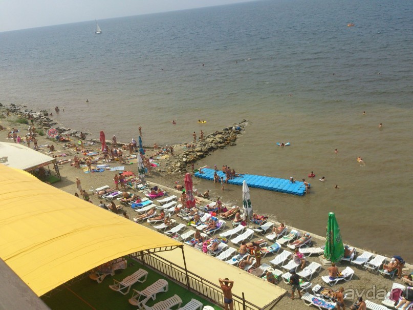 КТО ЗА ЧЕМ ЕДЕТ НА МОРЕ....