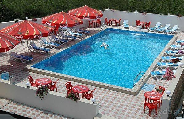 otdix v batumi kvariati otel zura