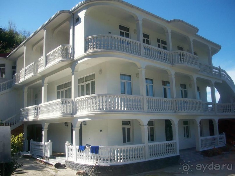 otdix v batumi kvariati otel zura