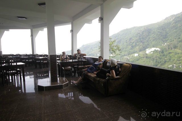 otdix v batumi kvariati otel zura