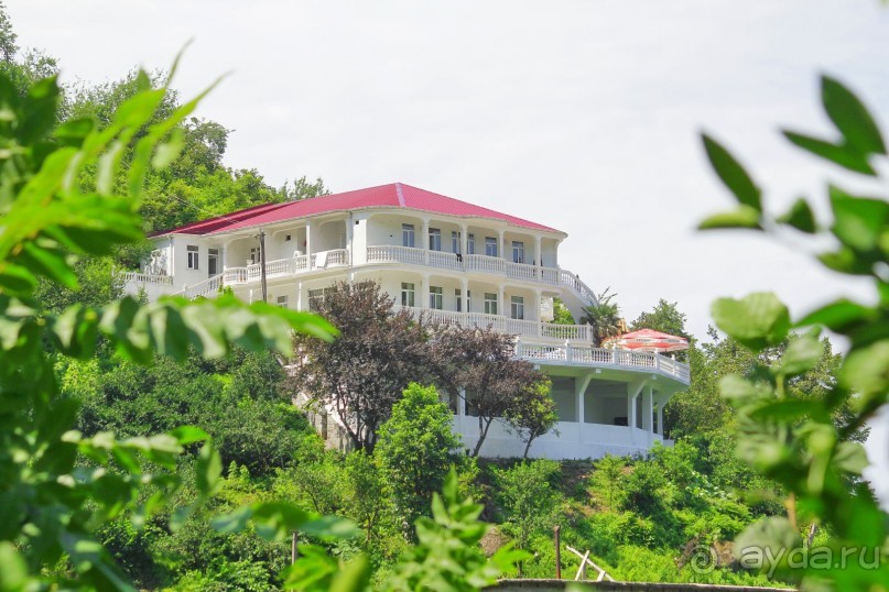 otdix v batumi kvariati otel zura