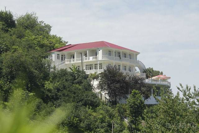 otdix v batumi kvariati otel zura