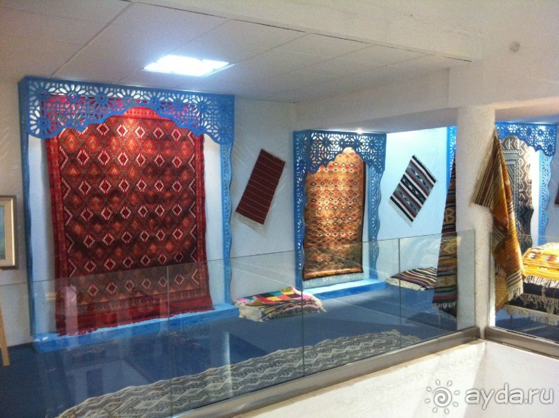 Альбом отзыва "Зыринг, не подкреплённый шоппингом, приводит к депрессингу !"