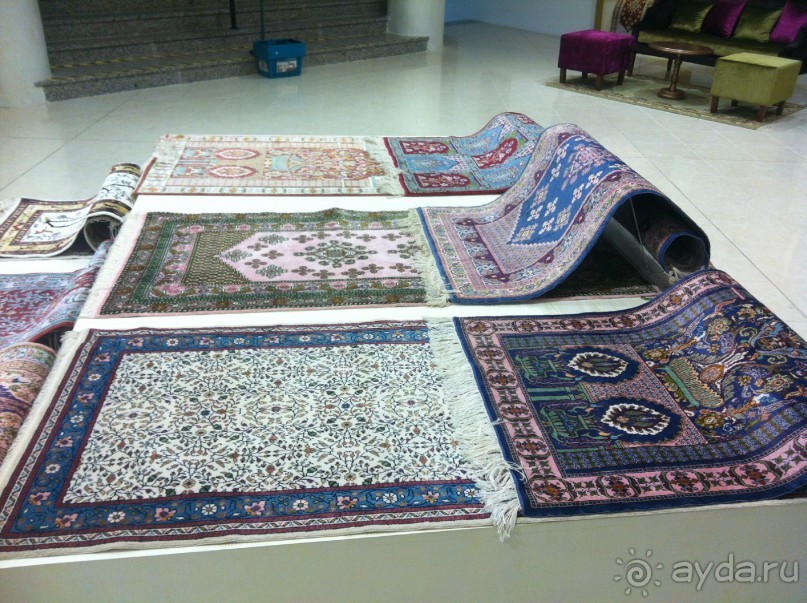 Альбом отзыва "Зыринг, не подкреплённый шоппингом, приводит к депрессингу !"