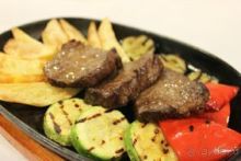 Обязательно побывайте в кафе со смешным названием Вин и Грет!