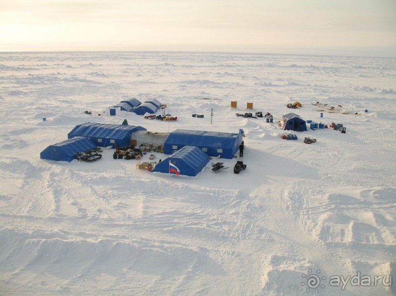 Вертолётный тур на Северный полюс и ледовый лагерь Барнео