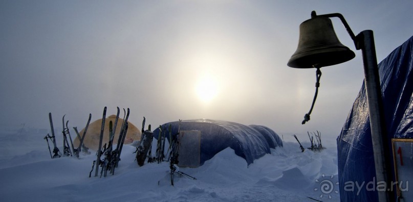 Вертолётный тур на Северный полюс и ледовый лагерь Барнео