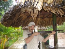 Хайван ведет в Хойан