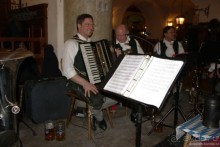 Альбом отзыва "Пивной рай Хофбройхаус"