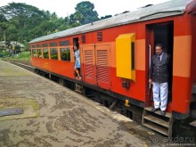 Что у ланкийца под саронгом?