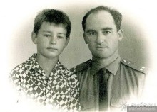 Альбом отзыва "Мой детский Крым и холера"