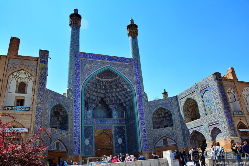 Альбом истории "Имперская роскошь Исфахана"