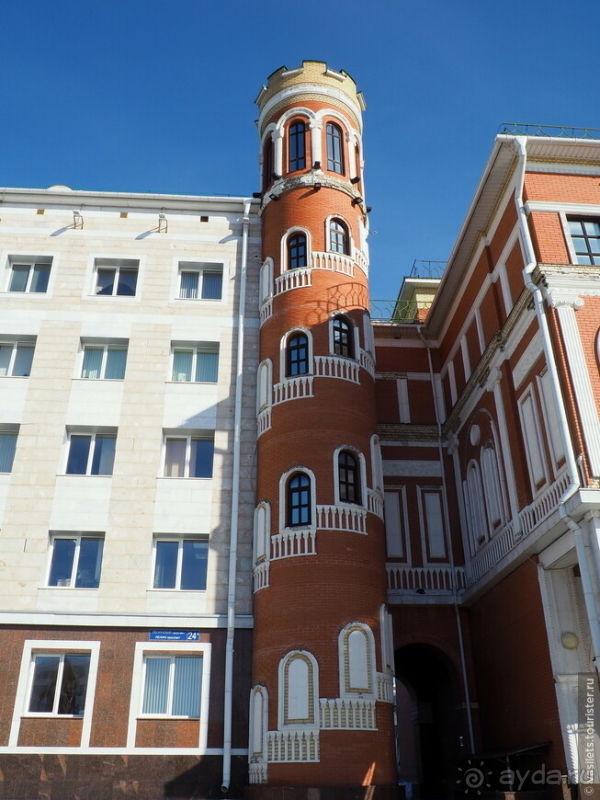 Альбом истории "Где живет Йошкин кот"