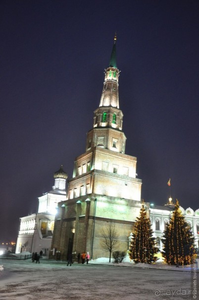 Казань днем и вечером