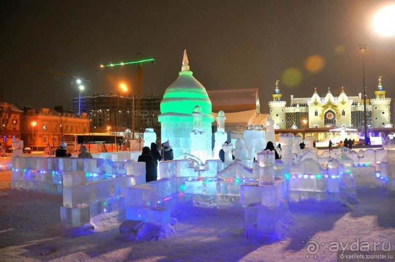 Казань днем и вечером