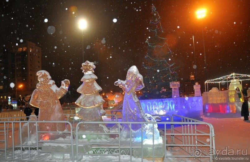 Казань днем и вечером