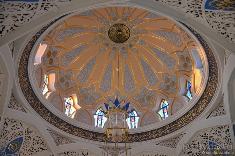 Казань днем и вечером