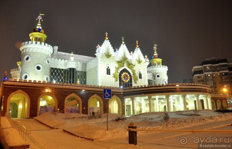 Казань днем и вечером