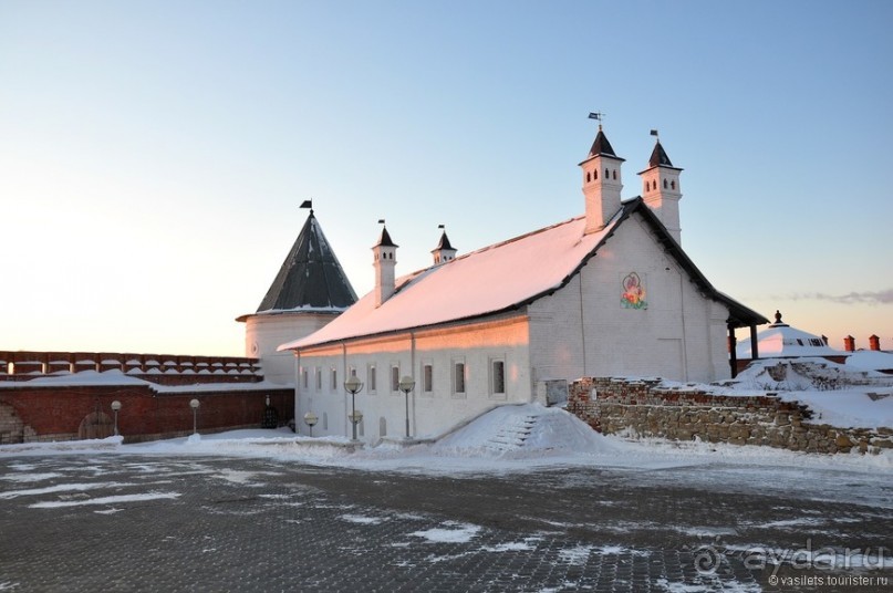 Казань днем и вечером