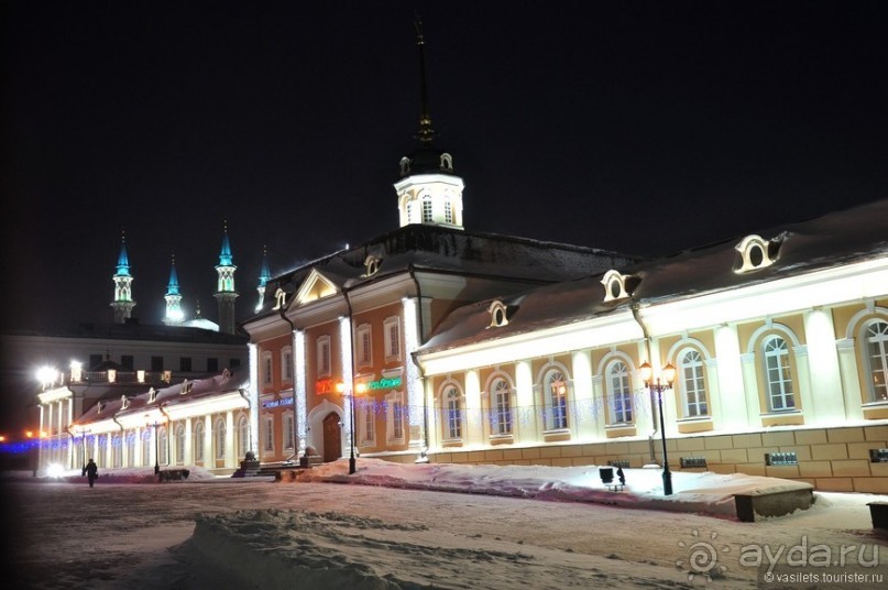 Казань днем и вечером