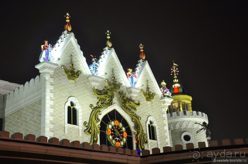 Казань днем и вечером