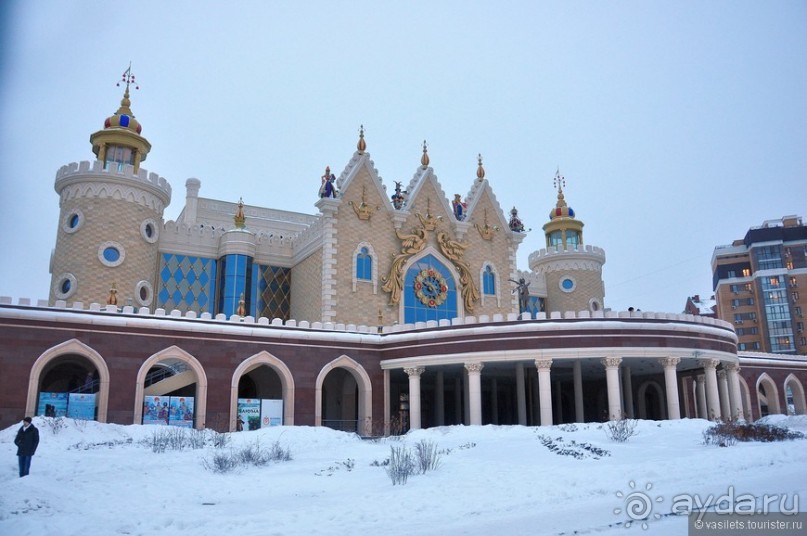 Казань днем и вечером