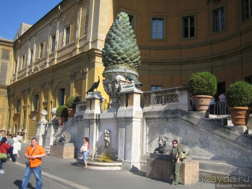 Ватикан - крошечное государство в центре Рима