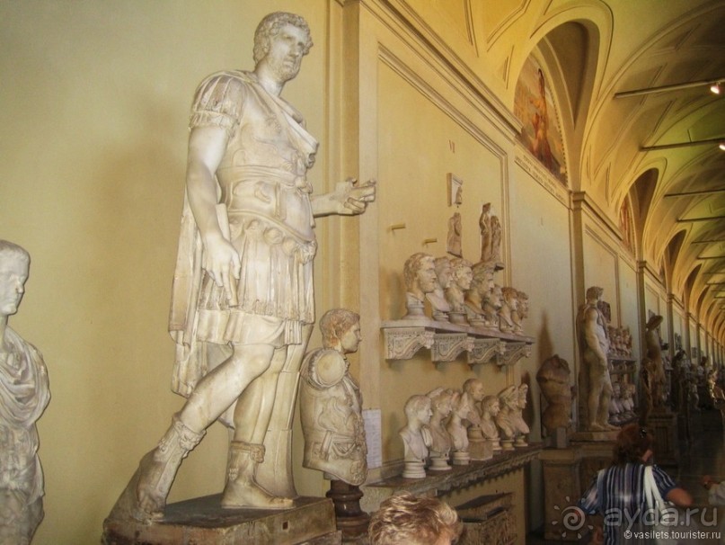 Ватикан - крошечное государство в центре Рима