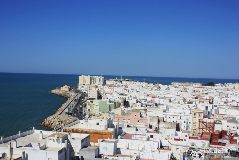 Средневековый Кадис совсем самостоятельно