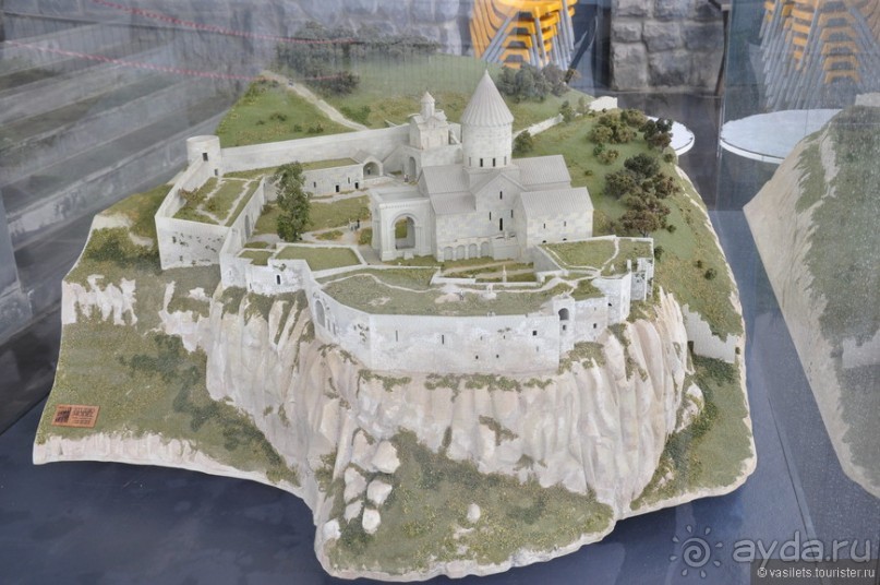 Туманный Татев и солнечный Хор Вирап