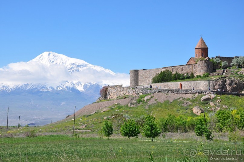 Туманный Татев и солнечный Хор Вирап