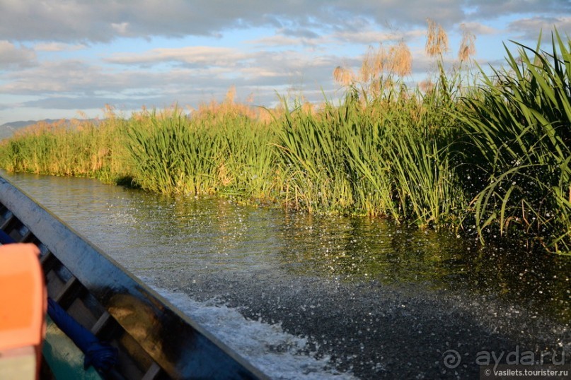 Инле — сказочное озеро в неведомой стране