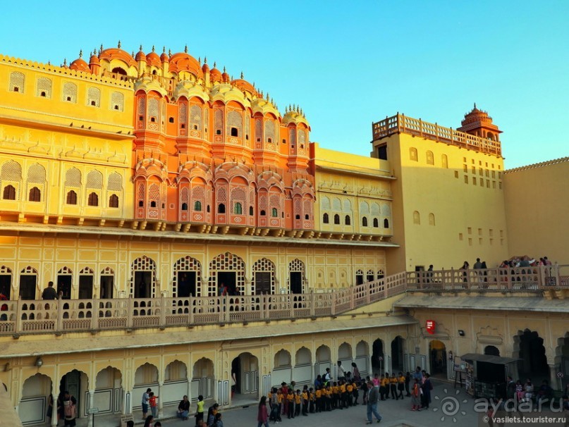 Джайпур, его дворцы и форты