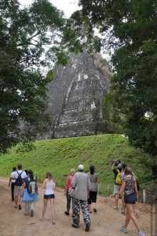 Гватемала — свободная и бедная