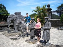 Альбом отзыва "Хуэ. По-вьетнамски - это не ругательство"