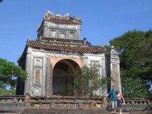 Альбом отзыва "Хуэ. По-вьетнамски - это не ругательство"