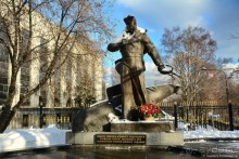 100-летию Красной армии посвящается