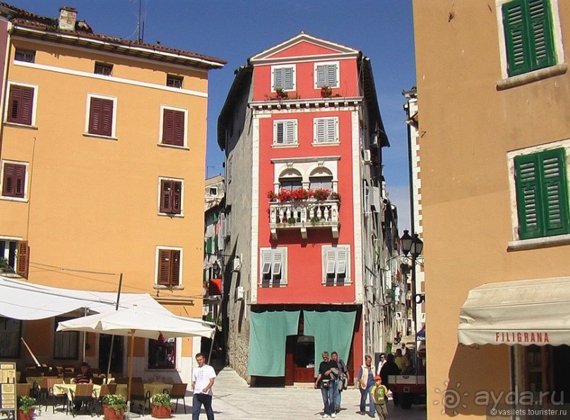 Ровинь - не Венеция, но все же...