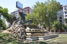 Сантьяго и Вальпараисо — две стороны Чили