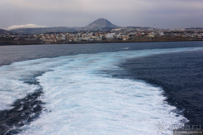 Грозный Санторини