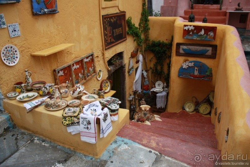 Грозный Санторини