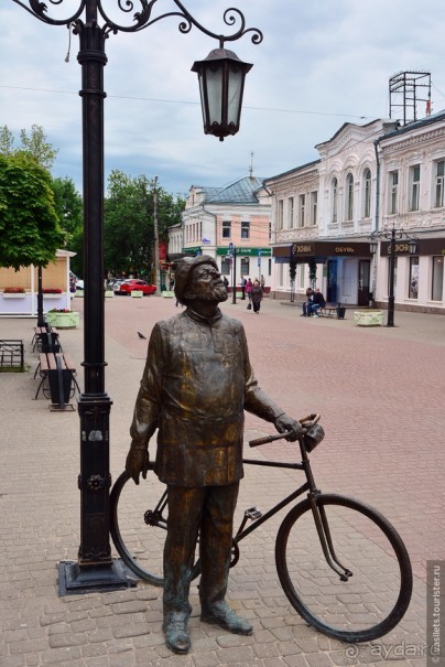 Калуга кошачья и космическая